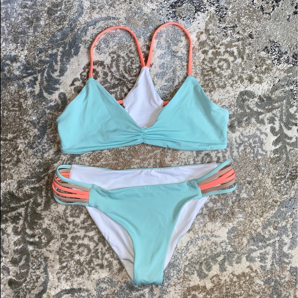 L’SPACE. WILD ONE REVERSIBLE BIKINI